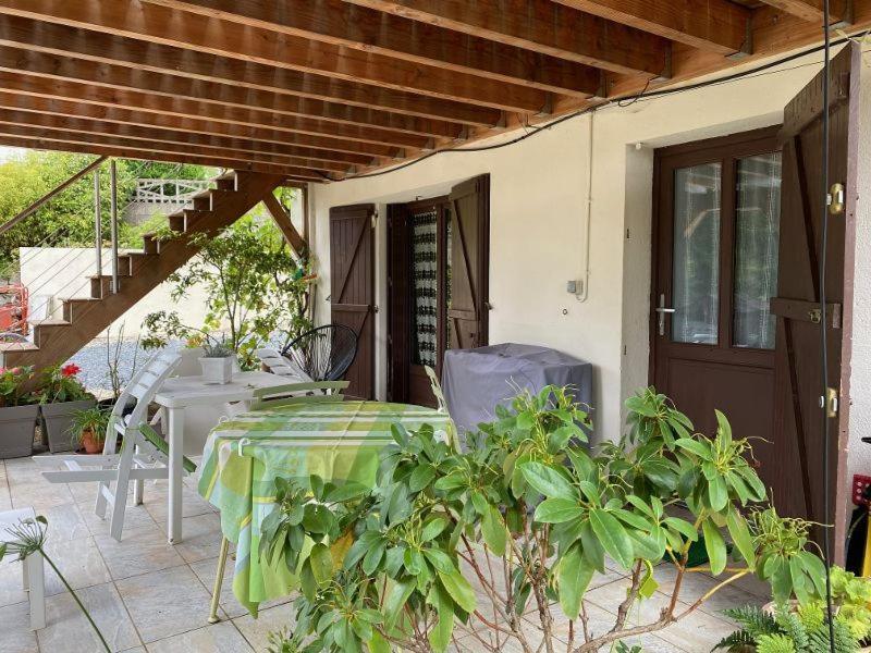 Charmant F1 Avec Terrasse Et Vue Sur Jardin Arbore - Fraicheur Naturelle Du Rez De Jardin - Parking Bellerive-sur-Allier Exteriér fotografie