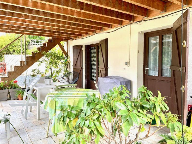 Charmant F1 Avec Terrasse Et Vue Sur Jardin Arbore - Fraicheur Naturelle Du Rez De Jardin - Parking Bellerive-sur-Allier Exteriér fotografie